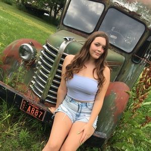 Meet your Posher, Katie